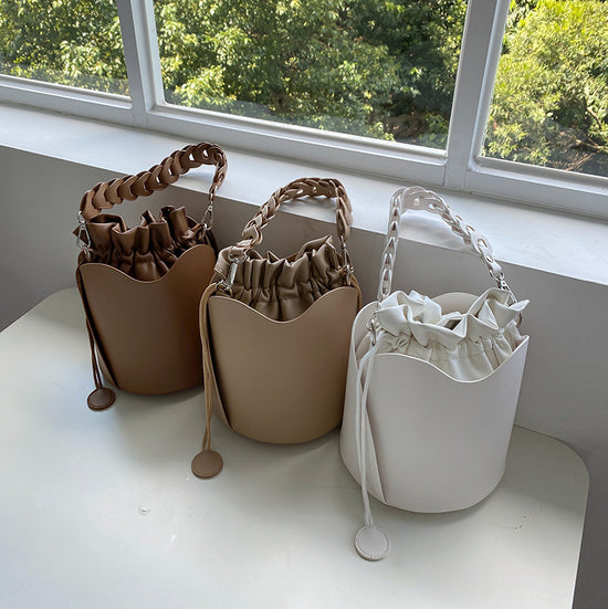Trendy Fashion Net Red Bucket Bag Niche Design Diagonal Cross Ocean Shoulder Bag Casual Female Bag